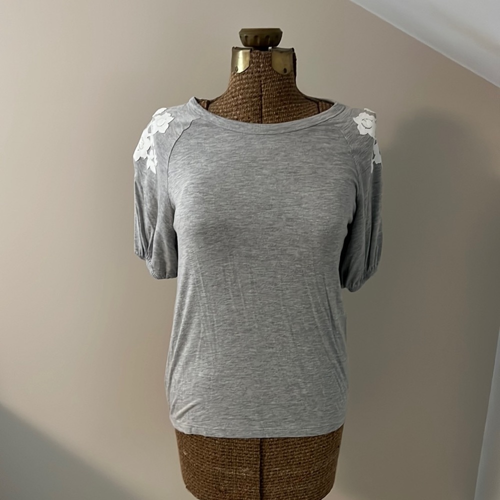 Simply Vera Short Sleeved Grey Top